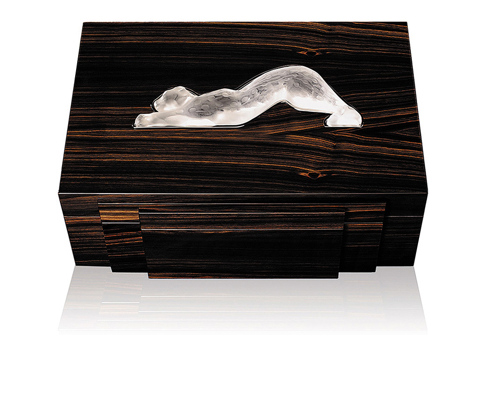 Zeila cigars box in numbered edition, natural ebony with clear crystal, 70 cigars natural ebony - Lalique